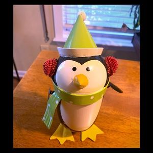 Cute metal Christmas penguin opens 2store  things